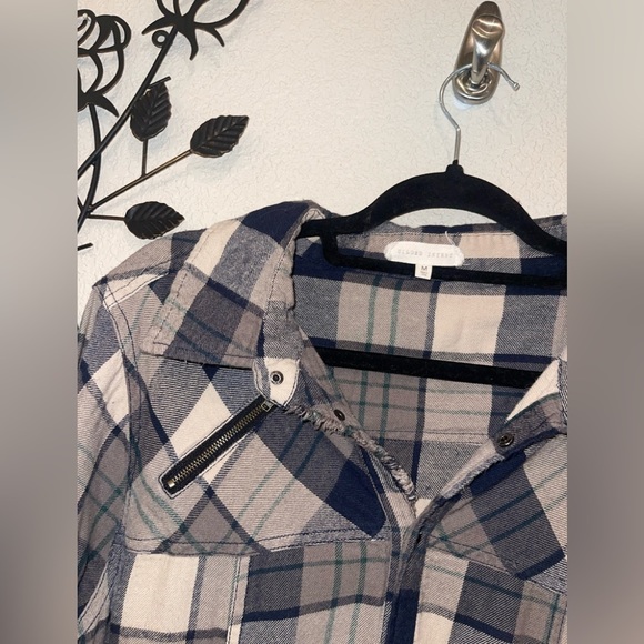 GILDED Intent By Buckle Brown Green Blue Flannel Raw Edge Snap Up Size Medium - Picture 4 of 13